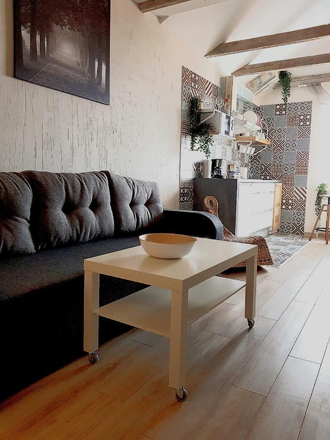 Dp Art 14 Old Town Self Check In Apartment Kaunas Luaran gambar